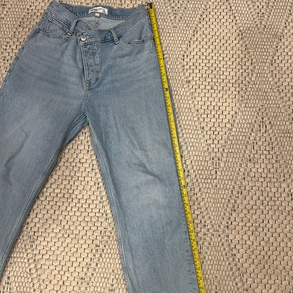Abercrombie & Fitch Dad High Rise Curve Love Jeans - Picture 3 of 10